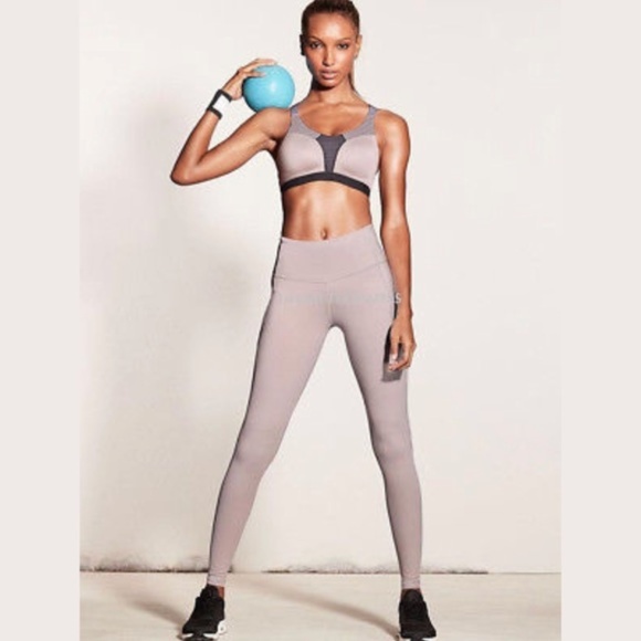 ✨✨Victoria's Secret Sport Knockout Leggings✨✨ - Picture 1 of 6